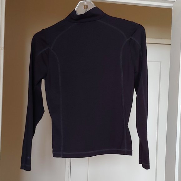 GENTLY USED, LOLE' LONG SLEEVE PULL OVER, MEDIUM!!! - Picture 2 of 4